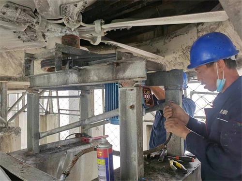 冷却塔风机噪声控制方法》align= 冷却塔风机噪音控制方法